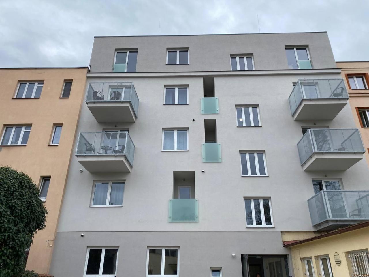 Apartamento Perla Hradce 301 Hradec Králové Exterior foto